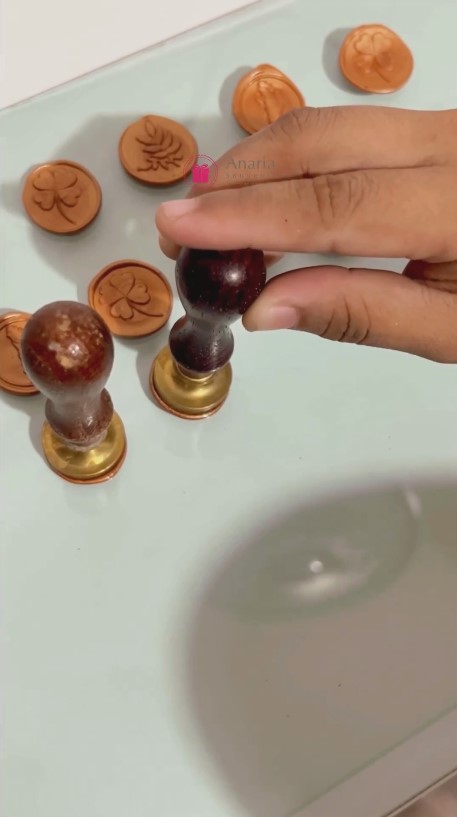 suvenir pernikahan Kaesang dan Erina © berbagai sumber suvenir pernikahan Kaesang dan Erina © berbagai sumber