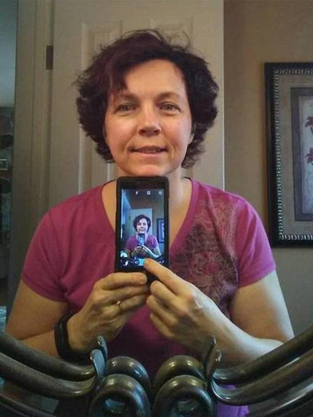 pose foto emak-emak © berbagai sumber