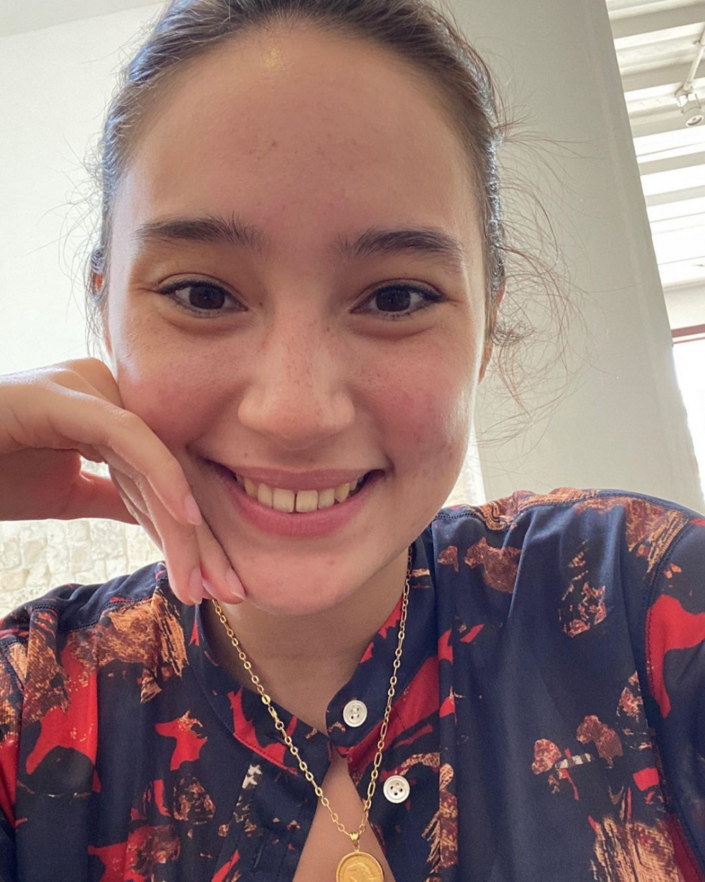 pesona Tatjana Saphira tanpa makeup © Instagram