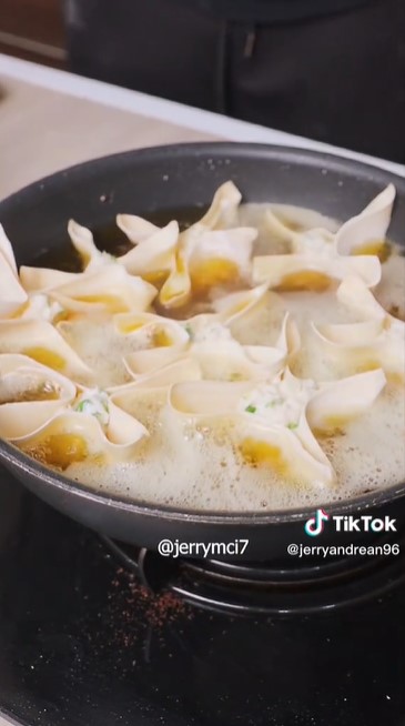 5 Cara bikin batagor tanpa ikan, modal minimal tapi rasa lezatnya maksimal