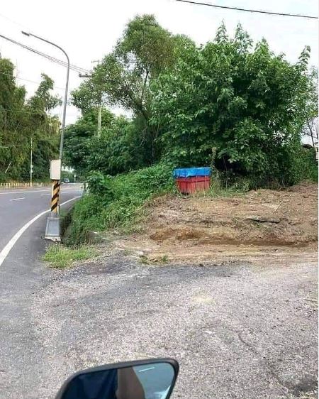 benda ada di tempat yang salah © berbagai sumber benda ada di tempat yang salah © berbagai sumber