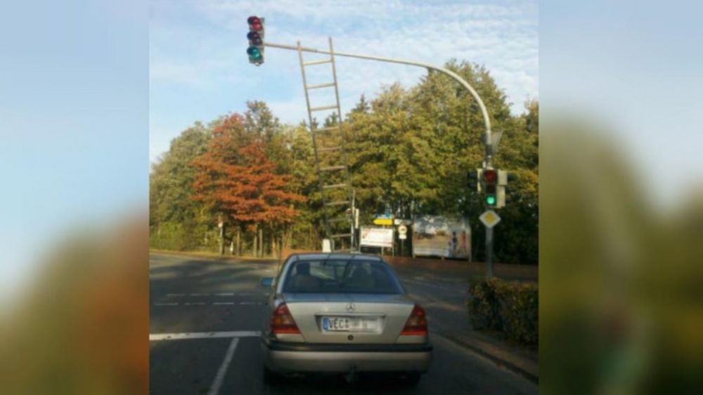 kendaraan angkut barang kelebihan muatan © berbagai sumber kendaraan angkut barang kelebihan muatan © berbagai sumber