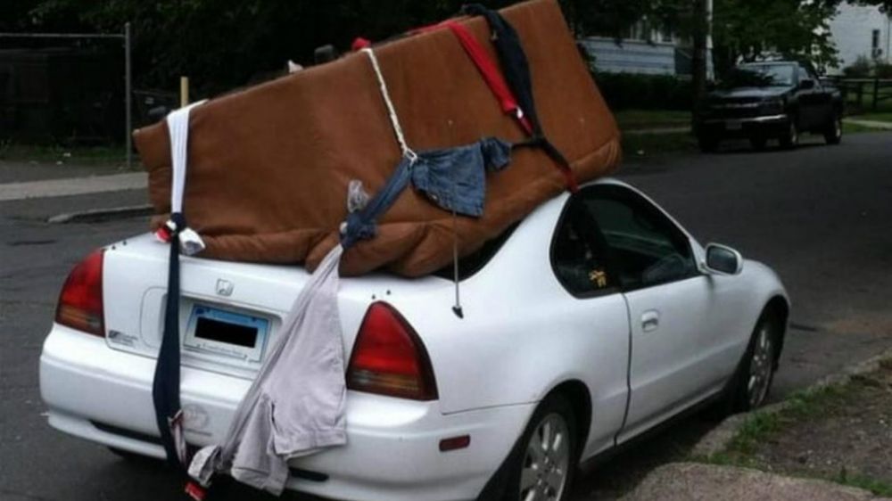 kendaraan angkut barang kelebihan muatan © berbagai sumber kendaraan angkut barang kelebihan muatan © berbagai sumber