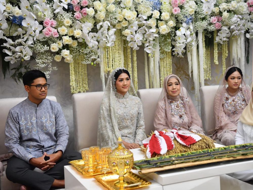 Potret kakak Erina Gudono Berbagai sumber