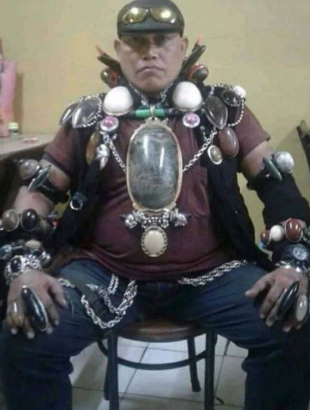 Cincin nyeleneh Berbagai sumber