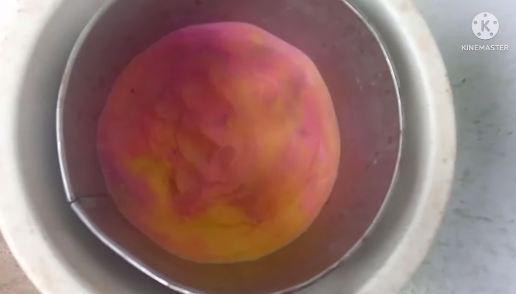 Tanpa kulkas, ini cara mudah agar es krim tidak mencair selama 12 jam