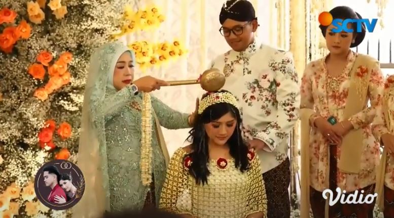 momen haru siraman Erina Gudono © 2022 berbagai sumber