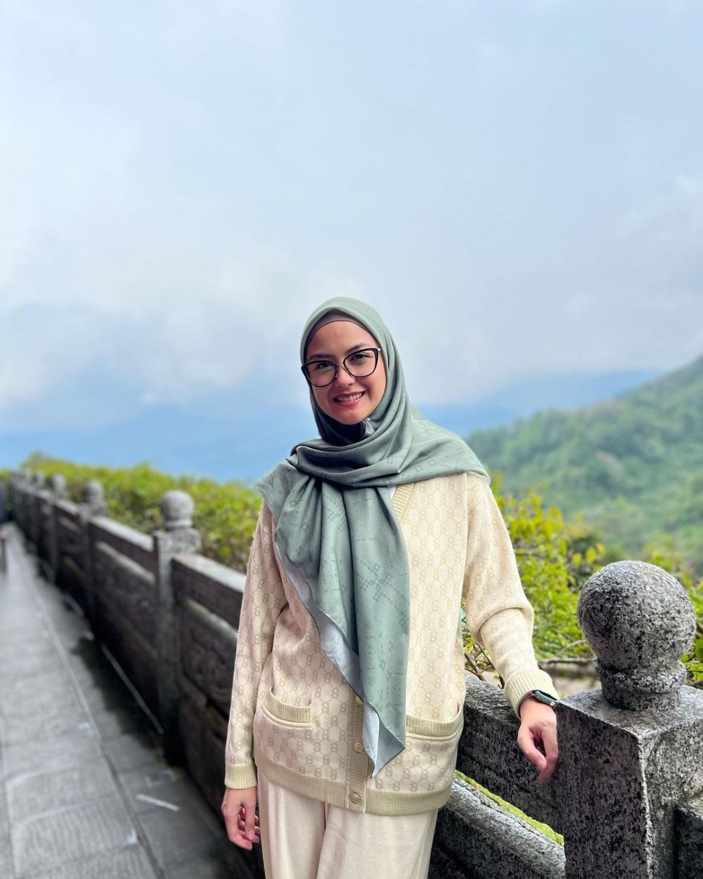 Saudara tiri Nia Ramadhani © Instagram Saudara tiri Nia Ramadhani © Instagram