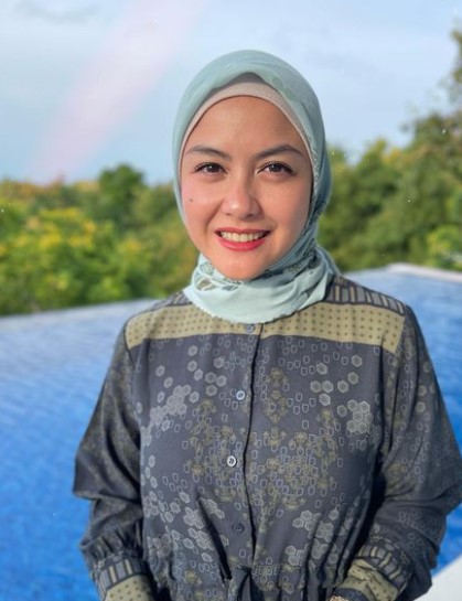 Saudara tiri Nia Ramadhani © Instagram Saudara tiri Nia Ramadhani © Instagram