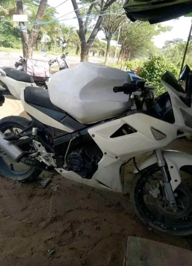 Tangki nggak pas Berbagai sumber Tangki nggak pas Berbagai sumber