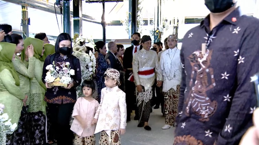 Jan Ethes dan Sedah Mirah akad Kaesang © YouTube