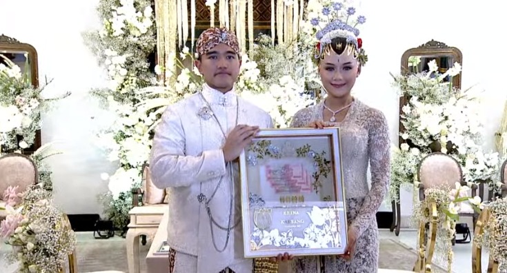 Gunakan adat Yogyakarta, 13 momen akad nikah Kaesang dan Erina Gudono ini sakral banget