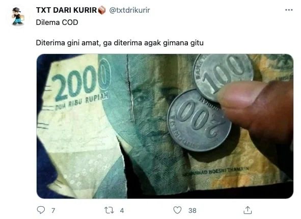 kurir terima uang COD lucu © berbagai sumber kurir terima uang COD lucu © berbagai sumber