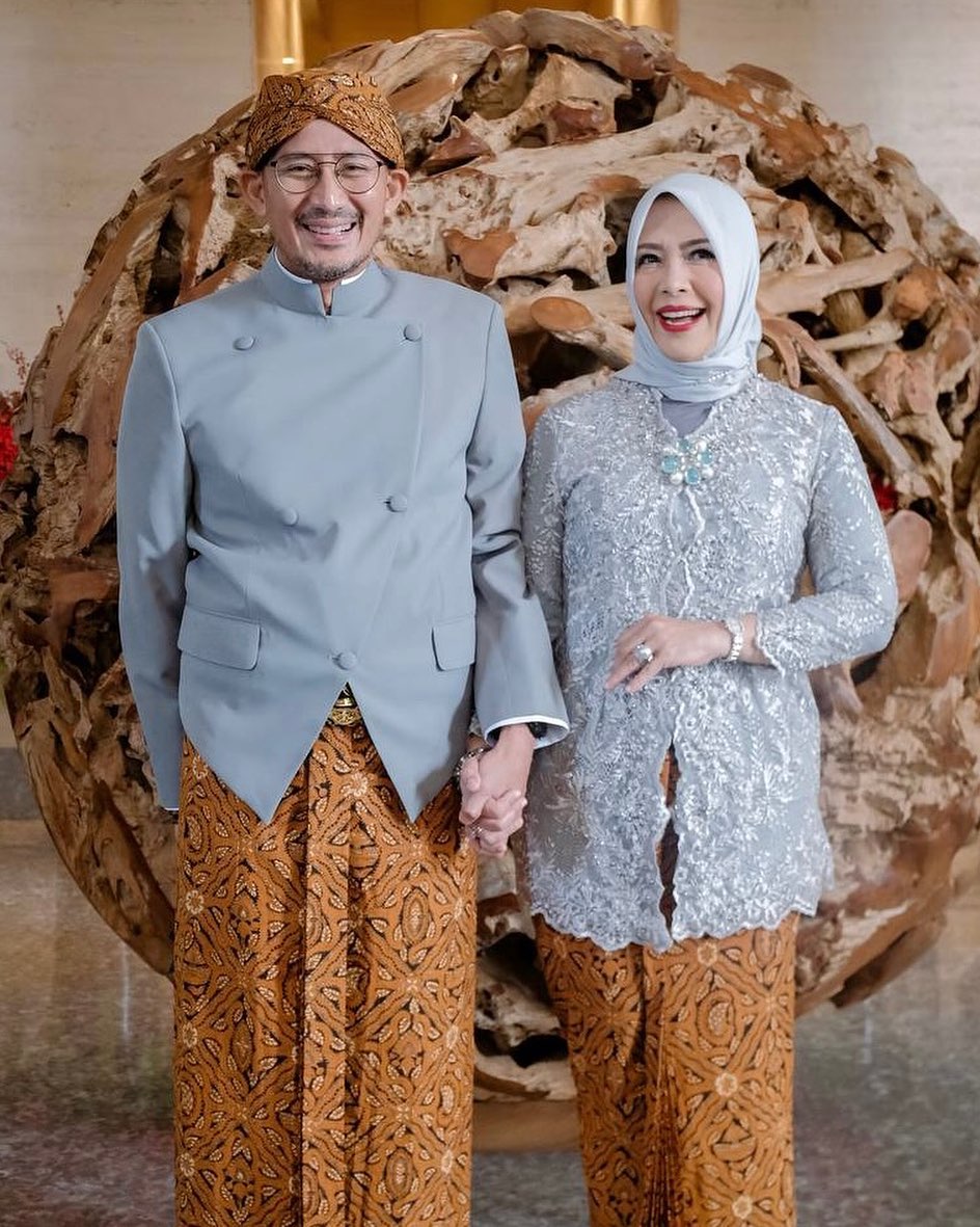 Kaesang Erina resepsi nikah dihadiri pesohor © berbagai sumber Kaesang Erina resepsi nikah dihadiri pesohor © berbagai sumber