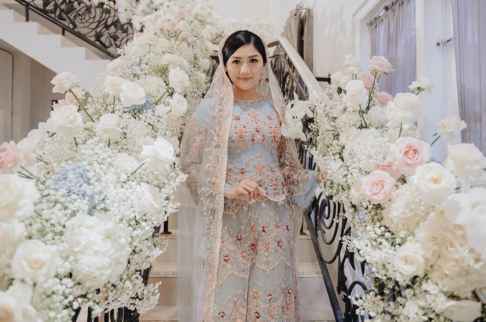 Terapkan aneka gaya pengantin Jawa, 13 beda tampilan Erina Gudono dari pengajian sampai ngunduh mantu