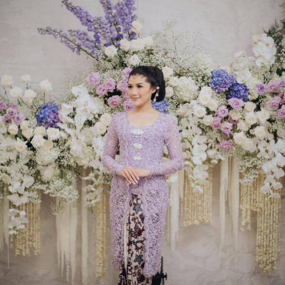 Terapkan aneka gaya pengantin Jawa, 13 beda tampilan Erina Gudono dari pengajian sampai ngunduh mantu