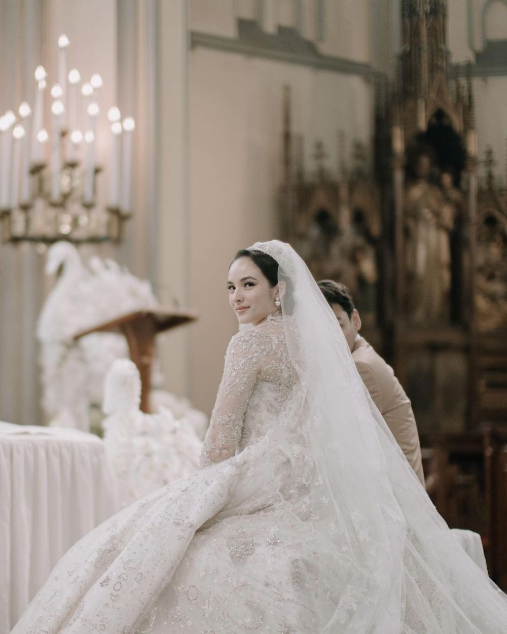  potret pernikahan seleb dengan konsep cinderella © berbagai sumber