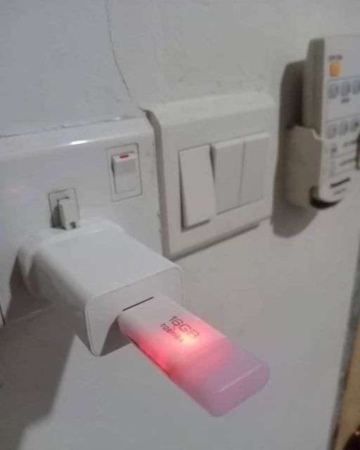 nggak semua benda pas buat jadi pasangan © berbagai sumber nggak semua benda pas buat jadi pasangan © berbagai sumber