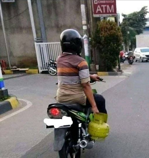 pamer keseimbangan © berbagai sumber pamer keseimbangan © berbagai sumber