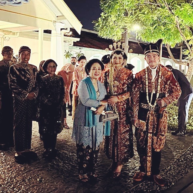titiek soeharto di ngunduh mantu kaesang © instagram