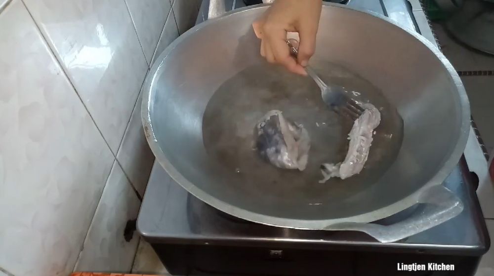 Trik menghaluskan kulit ikan tanpa chopper, cocok buat bekal bikin pempek