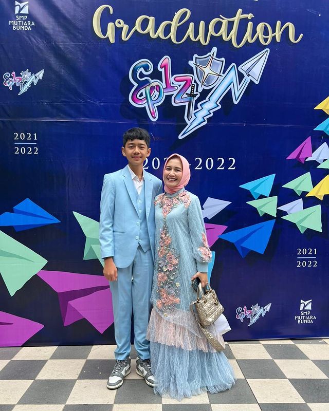 Sahrul Gunawan Dine Mutiara © berbagai sumber Sahrul Gunawan Dine Mutiara © berbagai sumber