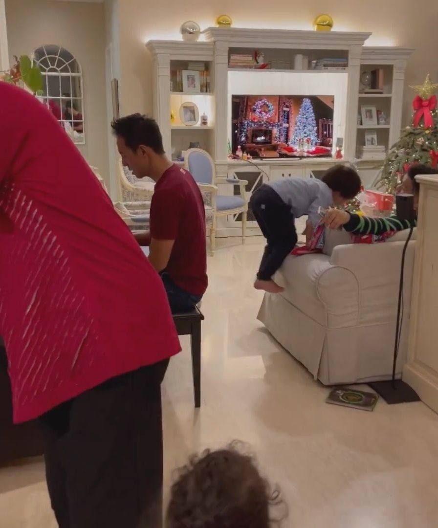 Rianti Cartwright kumpul Instagram