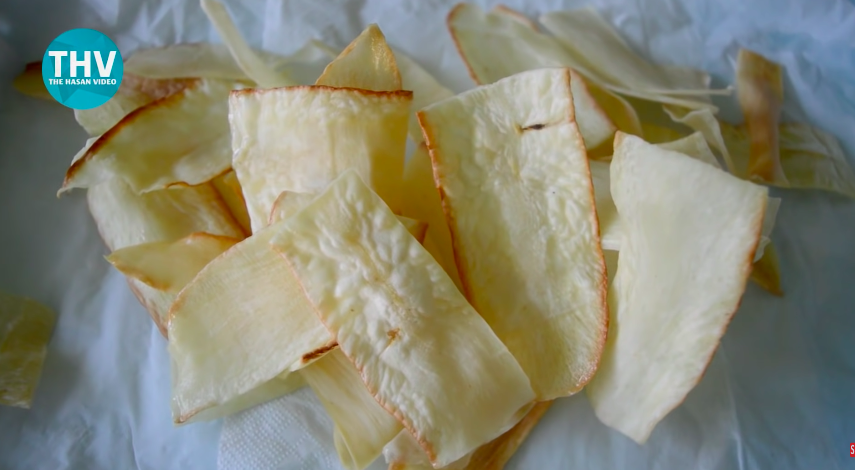 9 Trik bikin keripik sanjai, gurih, pedas, dan tetap renyah hingga sebulan