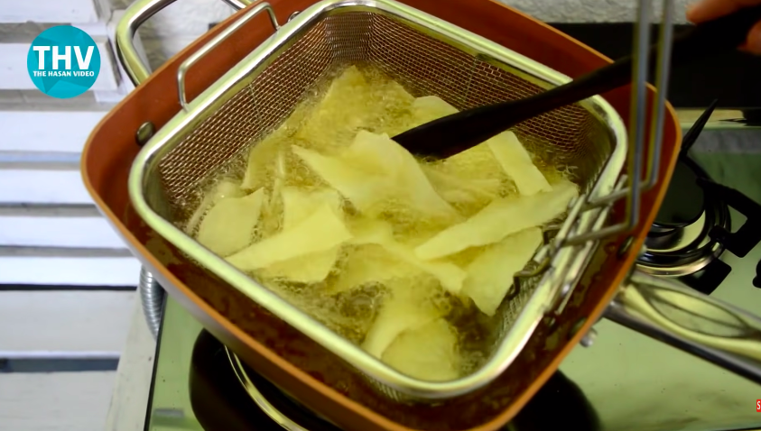 9 Trik bikin keripik sanjai, gurih, pedas, dan tetap renyah hingga sebulan