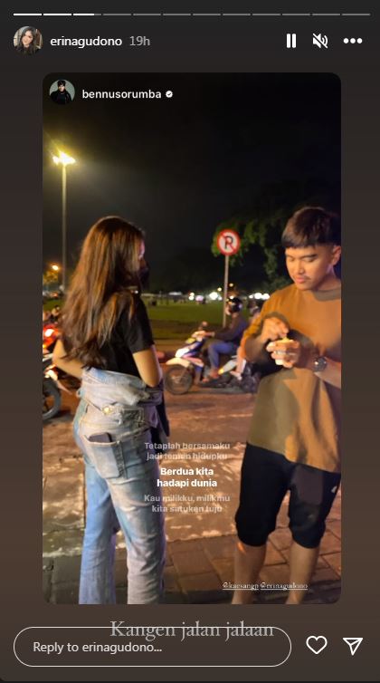 Kaesang-Erina jajan di kaki lima © 2022 berbagai sumber