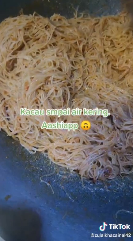 Bukan direndam, begini cara mengolah bihun agar tak hancur dan lembek saat dimasak
