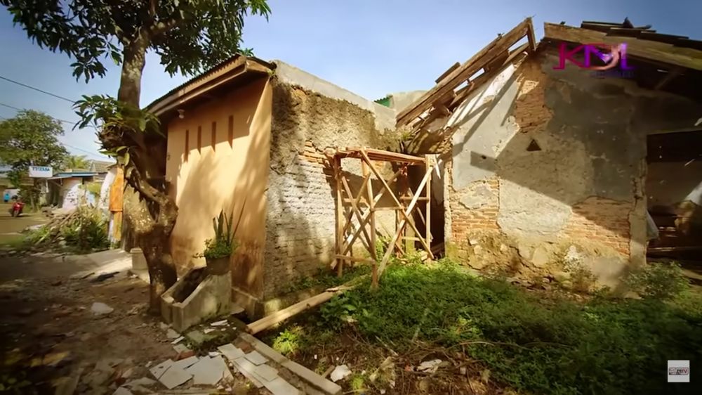 rumah Yessy mahar sertifikat rumah © berbagai sumber