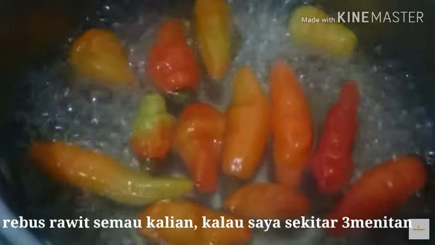 Tanpa cobek dan blender, trik simpel membuat sambal ini cocok buat anak kos