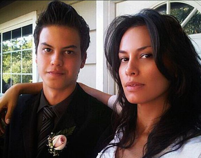 kakak-beradik seleb keturunan Jerman © 2022 berbagai sumber kakak-beradik seleb keturunan Jerman © 2022 berbagai sumber