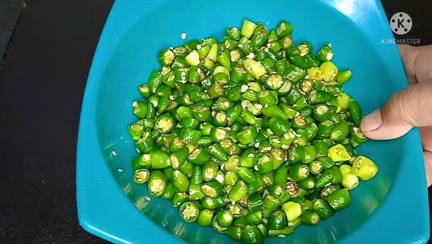 5 Cara bikin acar cabai rawit, segar dan awet disimpan hingga 1,5 bulan