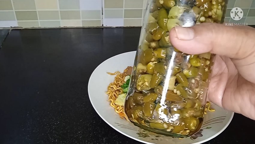 5 Cara bikin acar cabai rawit, segar dan awet disimpan hingga 1,5 bulan