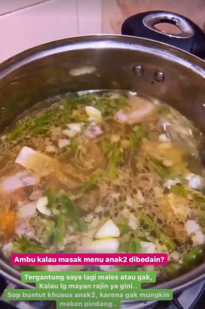 10 Kreasi masakan berkuah Mawar AFI, enak dan cocok disantap saat cuaca dingin