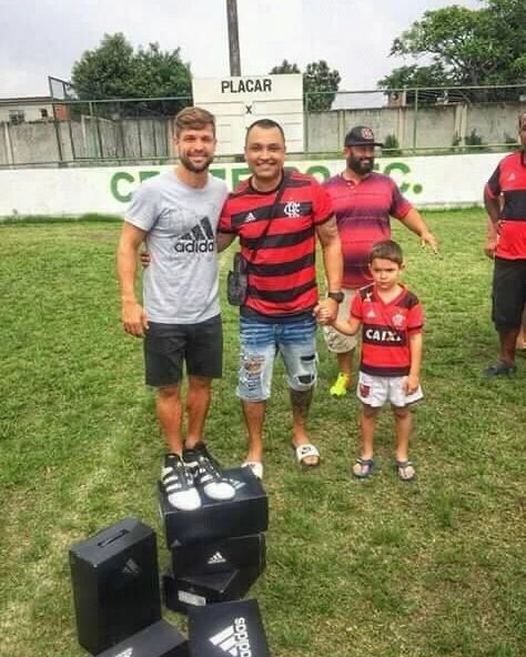 foto nggak sengaja tapi pas banget © berbagai sumber