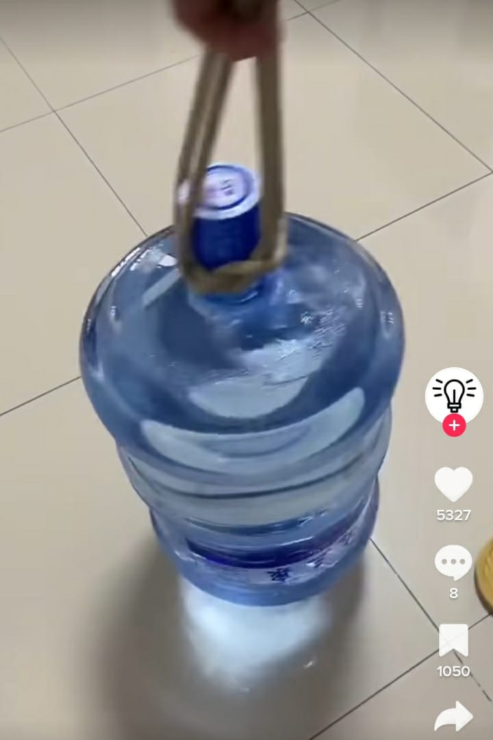 7 Cara mudah bikin tali simpul untuk bantu angkat galon, kuat dan antijatuh