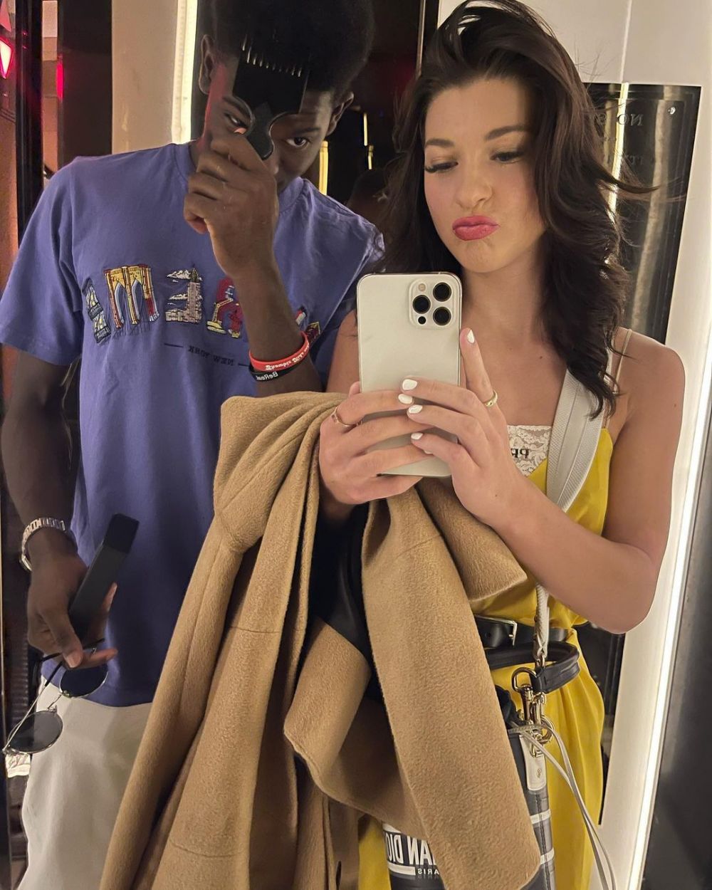 potret mesra phoebe gates dan kekasih © instagram