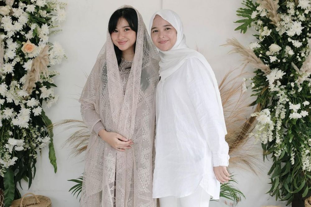 potret pengajian 4 bulan kehamilan adinda azani © instagram