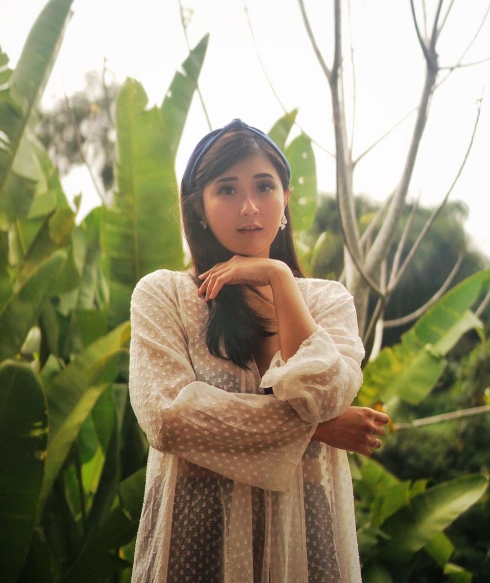 potret terbaru mantan penyanyi cilik Christina Colondam © 2022 Instagram 