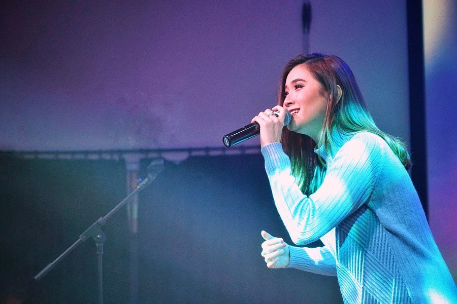 potret terbaru mantan penyanyi cilik Christina Colondam © 2022 Instagram 