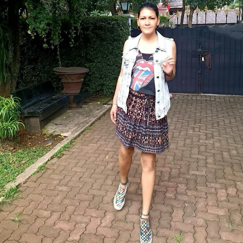 gadis iklan astor cucu bj habibie © instagram