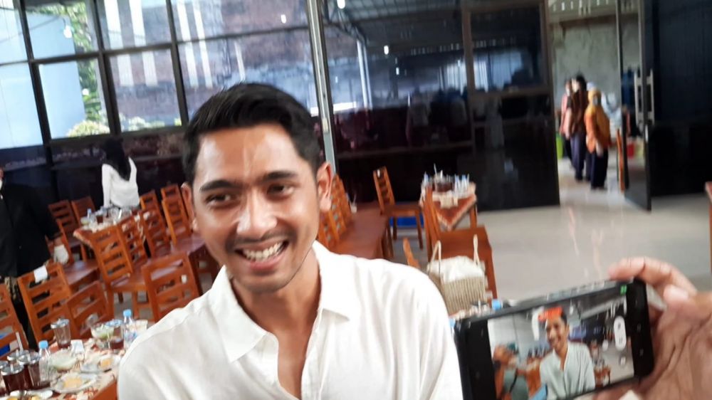 Arya Saloka pengajian Jokowi © berbagai sumber