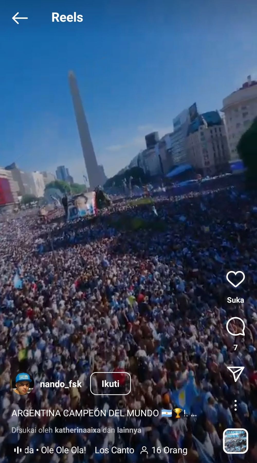 9 Penampakan lautan manusia di jalanan Buenos Aires pasca Argentina juara Piala Dunia 2022 Qatar