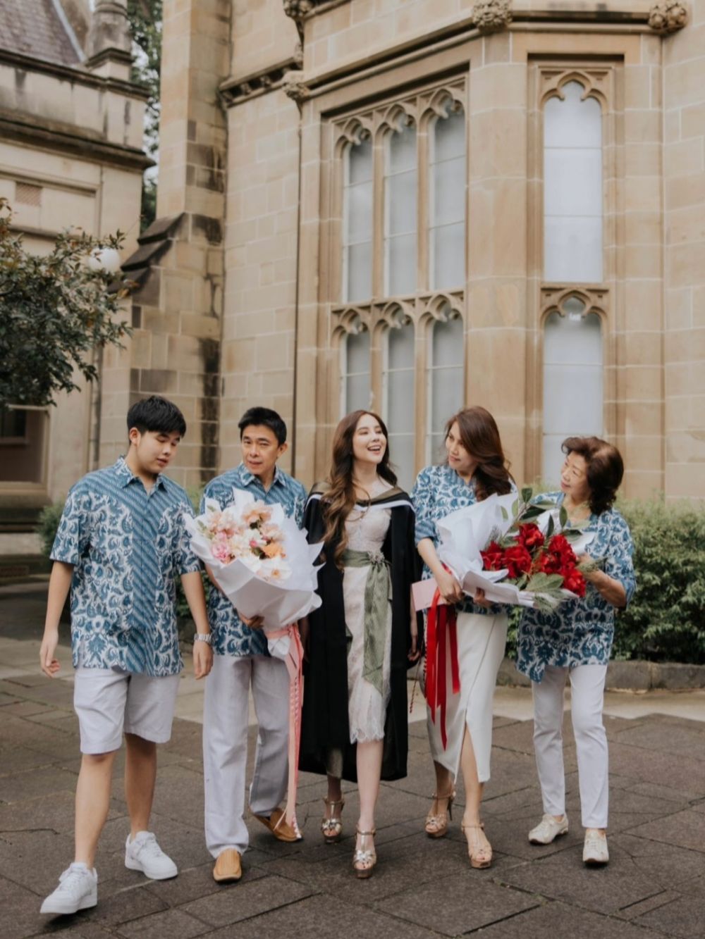 Agatha Chelsea wisuda © 2022 brilio.net