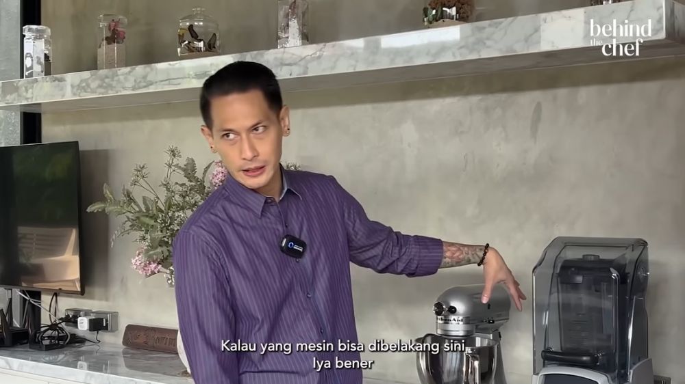 Serba stainless, intip 10 alat dapur andalan Chef Juna