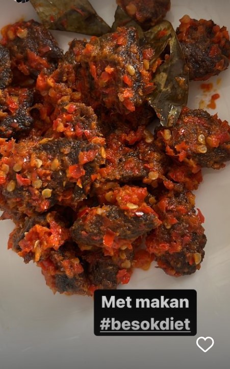 10 Kreasi masakan serba pedas ala Zaskia dan Shireen Sungkar, bikin ketagihan