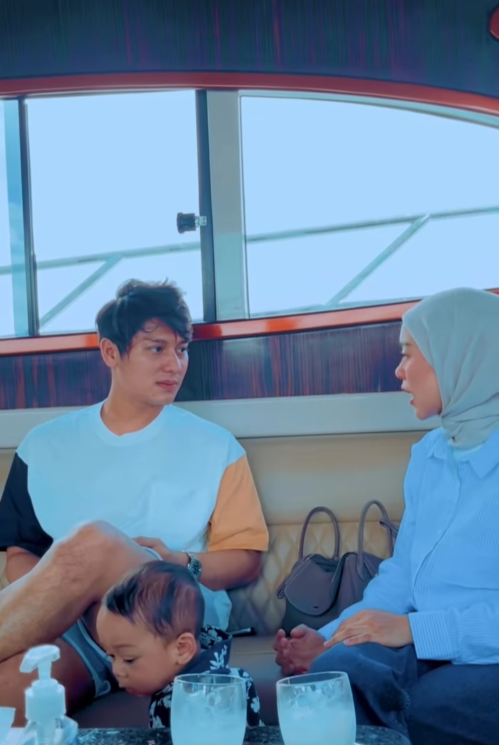  momen liburan lesty dan billar di bali © berbagai sumber